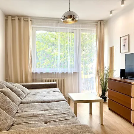 Mieszkanie Blisko Plazy & Parking Apartmán