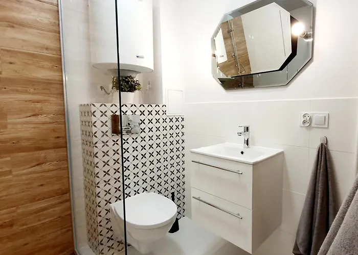 Mieszkanie Blisko Plazy & Parking Apartamento