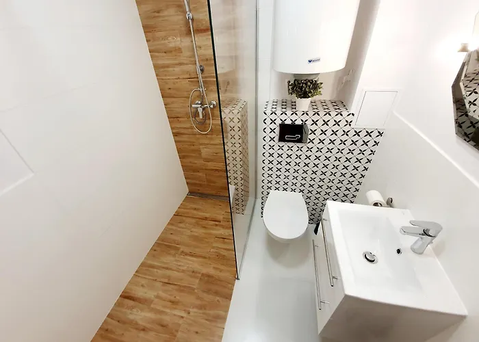 Mieszkanie Blisko Plazy & Parking Apartment *